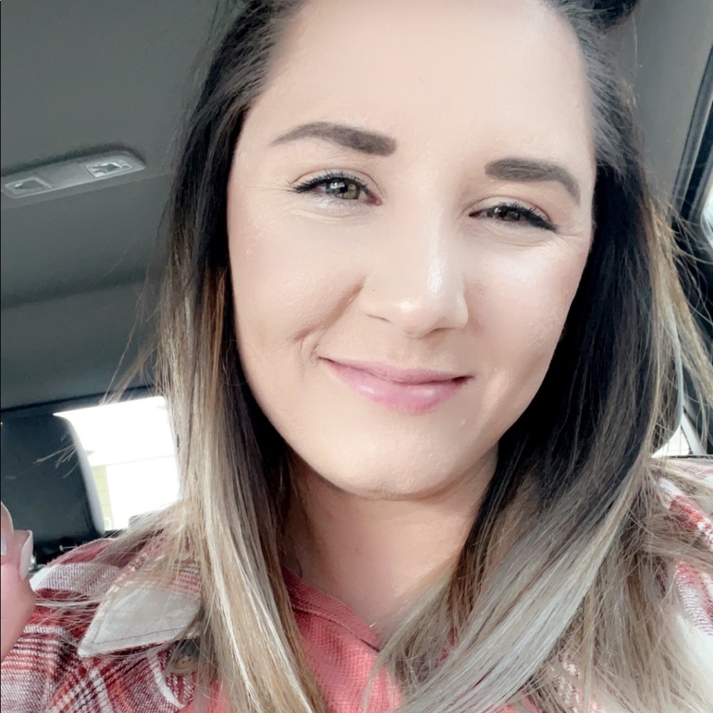 Meet your Posher, Brooke
